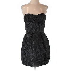 Elegant Black Strapless Dress